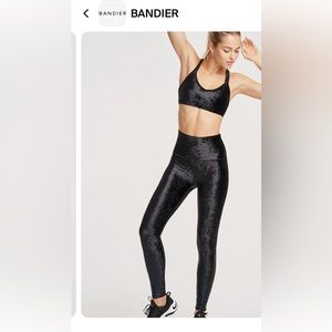 Bandier Crushed Alloy Hw Midi Leggings and Double Back Bra. NWOT. Never worn XL